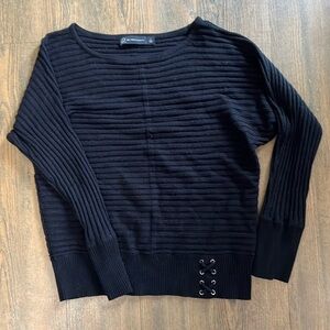 New York & Company Sweater Size Large